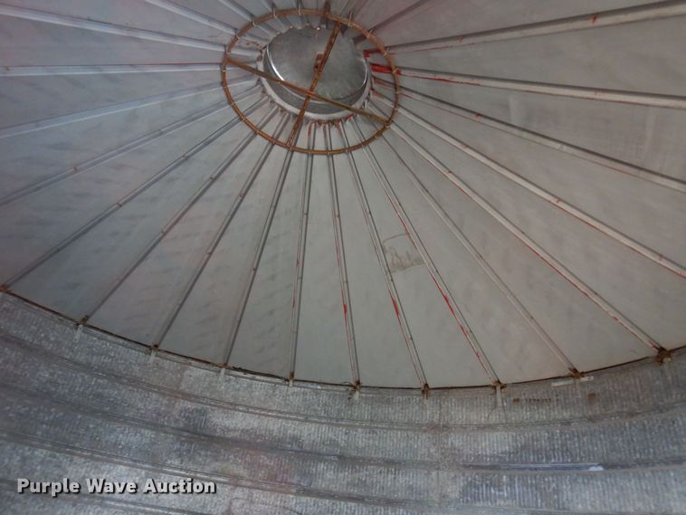 image for item MR9727 (2) Columbian Red Top grain bins