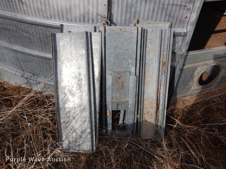 image for item MR9727 (2) Columbian Red Top grain bins