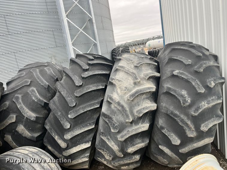 image for item MW9503 (4) 24.5-32 tires and wheels