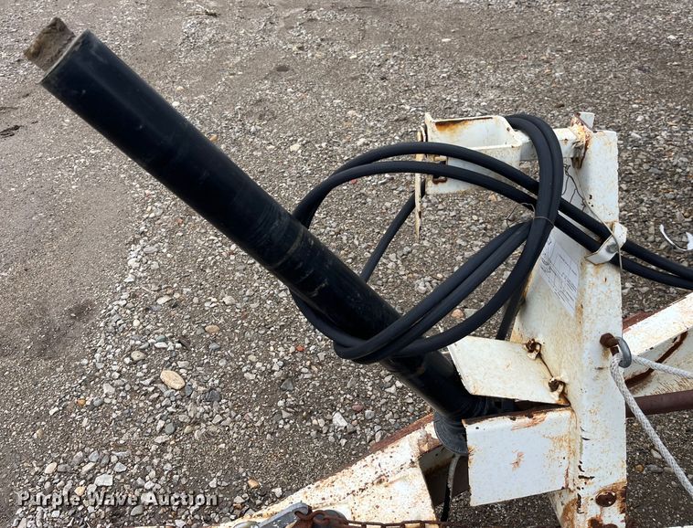 image for item MW9504 Willmar 600  spreader