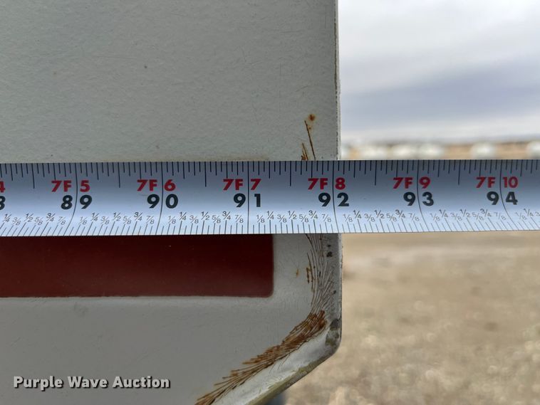 image for item MW9504 Willmar 600  spreader