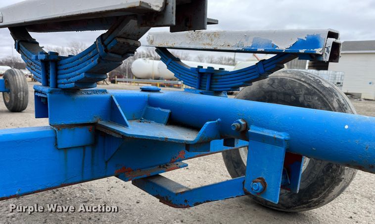 image for item MW9511 Running gear