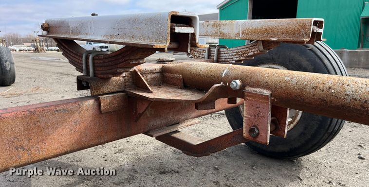 image for item MW9516 Running gear