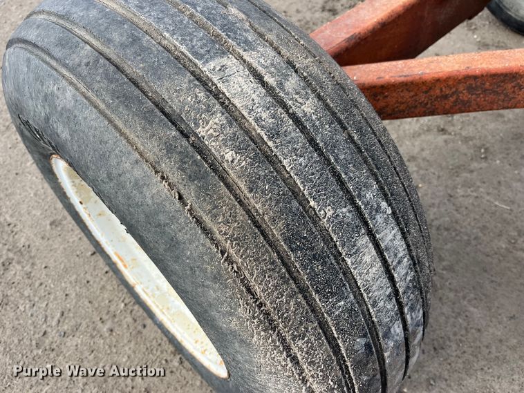 image for item MW9516 Running gear