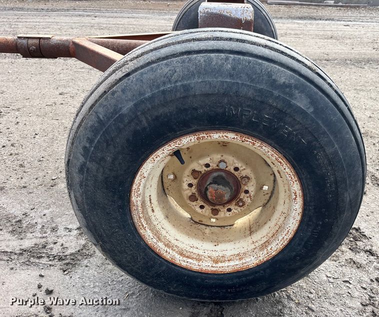 image for item MW9516 Running gear