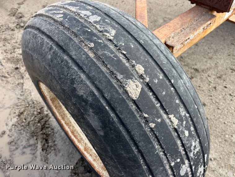 image for item MW9516 Running gear