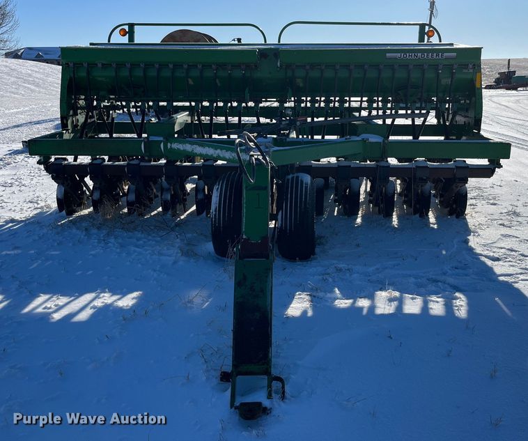 image for item MW9520 John Deere 750  grain drill