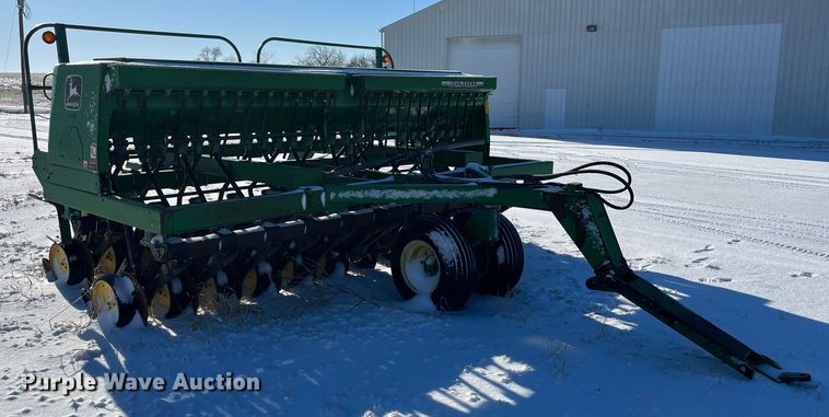 image for item MW9520 John Deere 750  grain drill