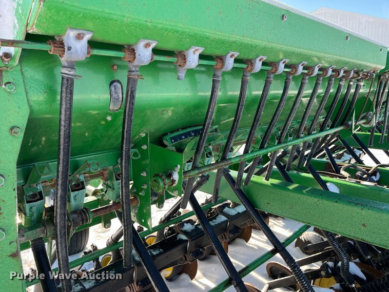 image for item MW9520 John Deere 750  grain drill