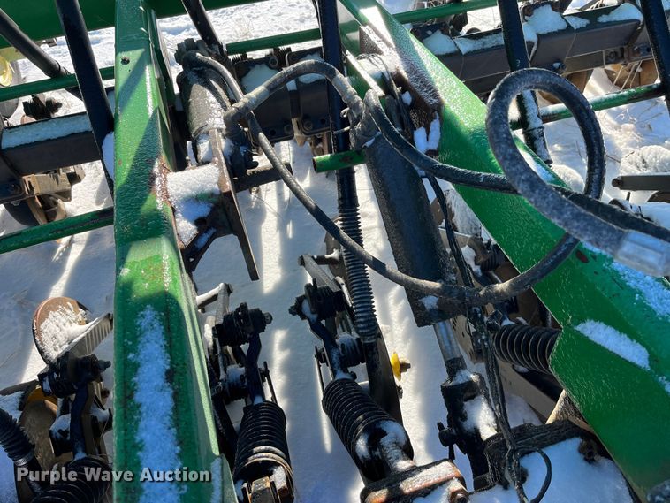 image for item MW9520 John Deere 750  grain drill