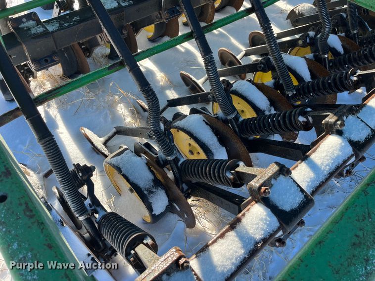 image for item MW9520 John Deere 750  grain drill