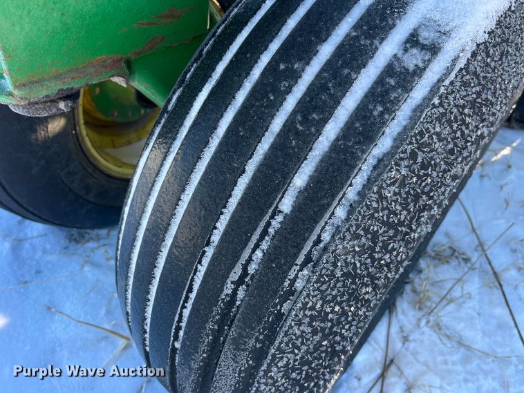 image for item MW9520 John Deere 750  grain drill