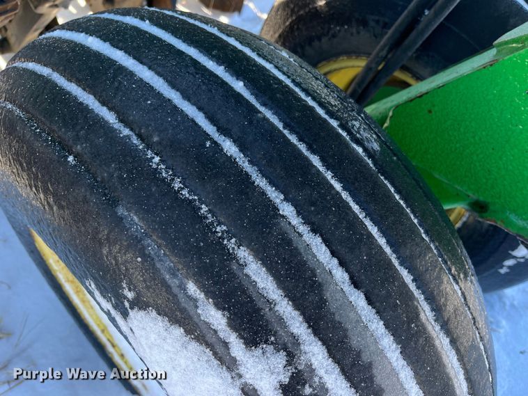 image for item MW9520 John Deere 750  grain drill