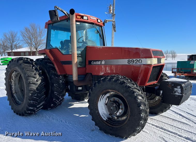 image for item MW9521 1997 Case IH 8920  MFWD tractor