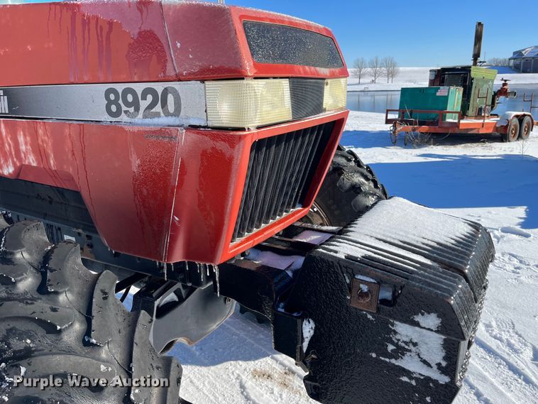 image for item MW9521 1997 Case IH 8920  MFWD tractor