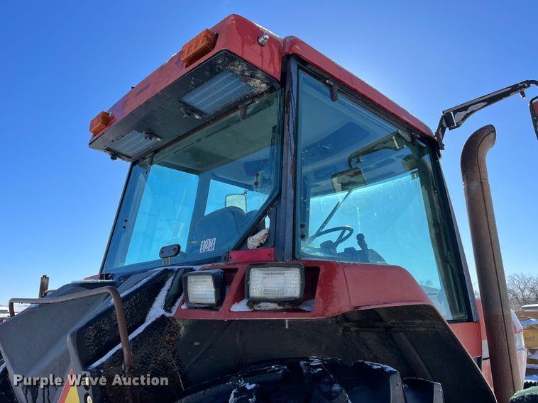 image for item MW9521 1997 Case IH 8920  MFWD tractor