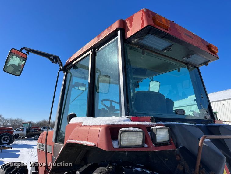 image for item MW9521 1997 Case IH 8920  MFWD tractor