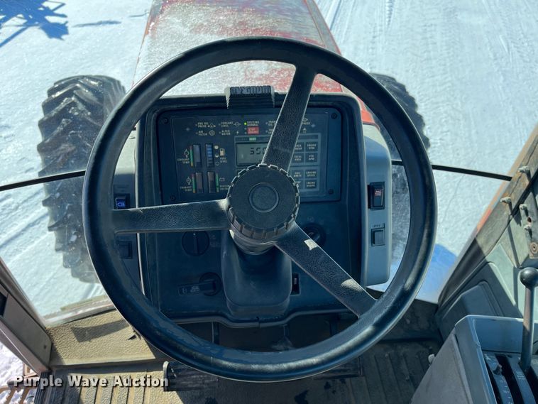 image for item MW9521 1997 Case IH 8920  MFWD tractor