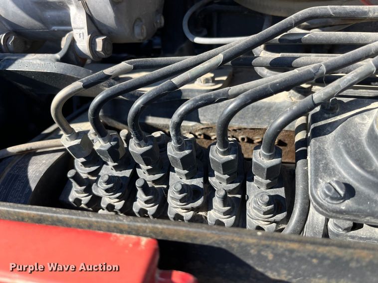 image for item MW9521 1997 Case IH 8920  MFWD tractor