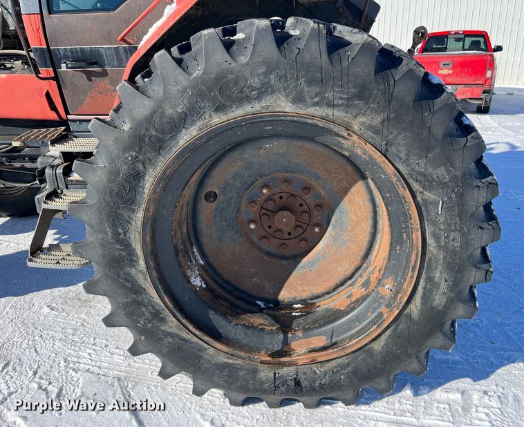 image for item MW9521 1997 Case IH 8920  MFWD tractor