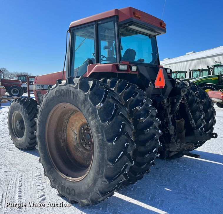 image for item MW9522 1995 Case IH 7220  MFWD tractor
