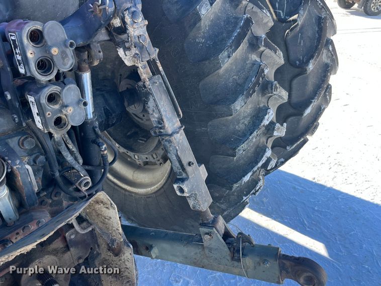 image for item MW9522 1995 Case IH 7220  MFWD tractor