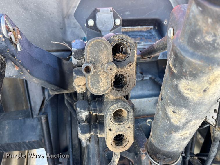 image for item MW9522 1995 Case IH 7220  MFWD tractor