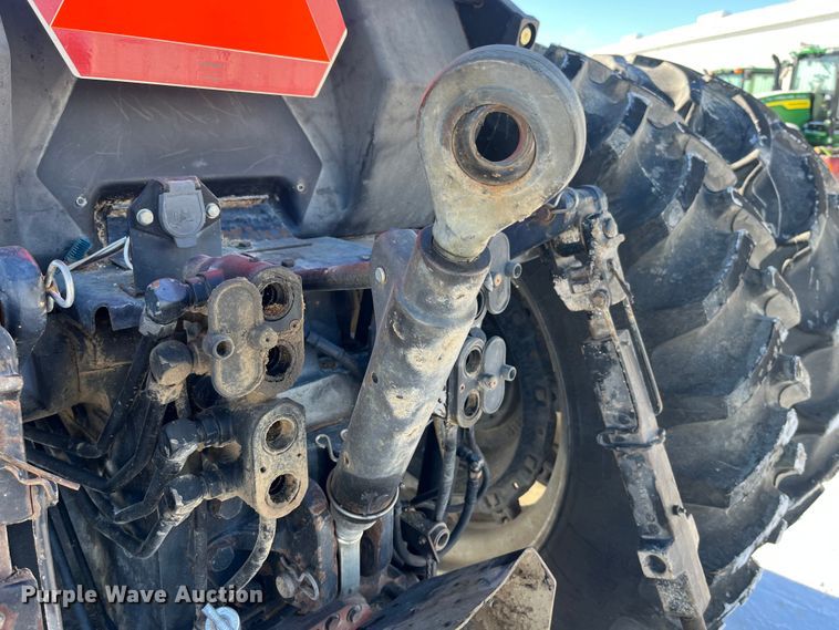 image for item MW9522 1995 Case IH 7220  MFWD tractor