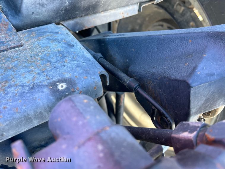 image for item MW9522 1995 Case IH 7220  MFWD tractor