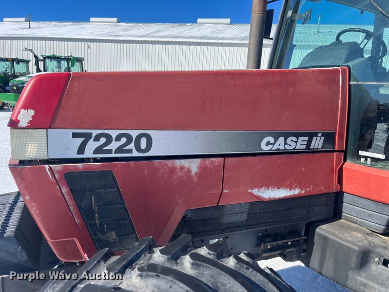 image for item MW9522 1995 Case IH 7220  MFWD tractor