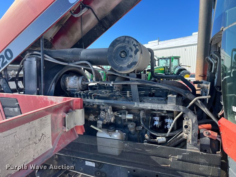 image for item MW9522 1995 Case IH 7220  MFWD tractor