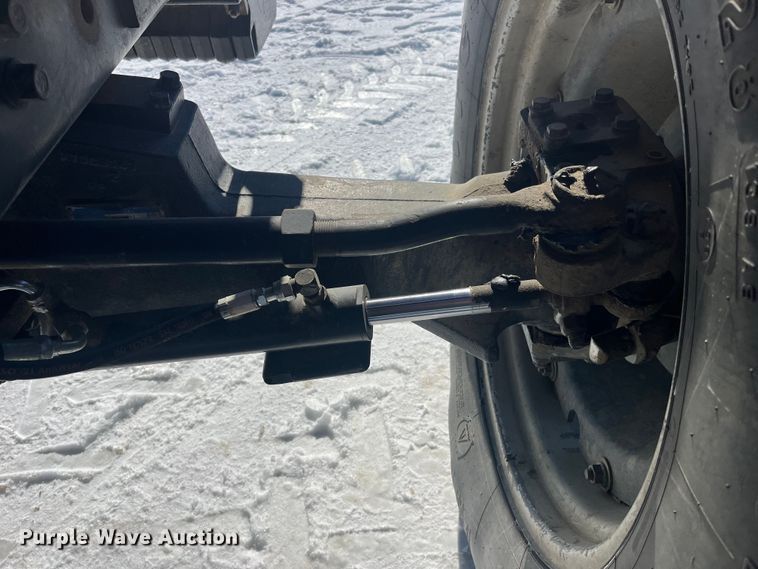 image for item MW9522 1995 Case IH 7220  MFWD tractor