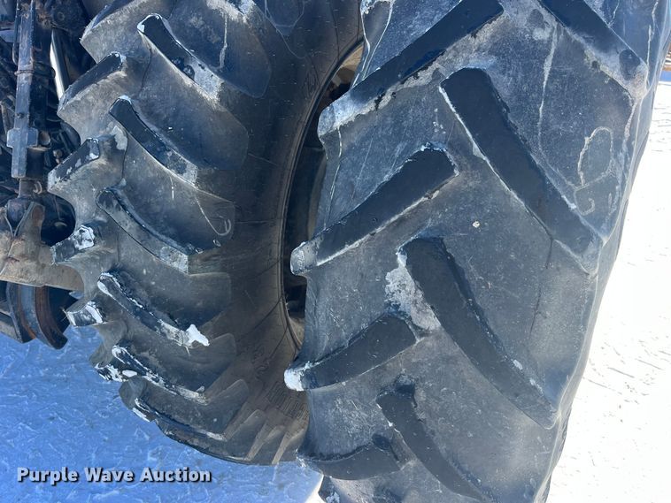 image for item MW9522 1995 Case IH 7220  MFWD tractor