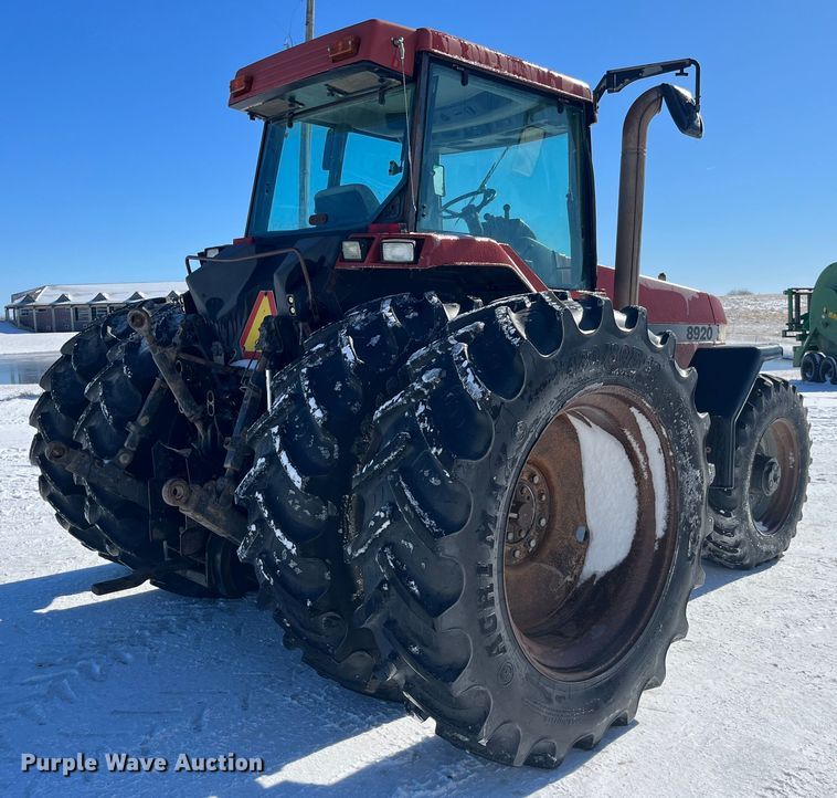 image for item MW9523 1997 Case IH 8920  MFWD tractor