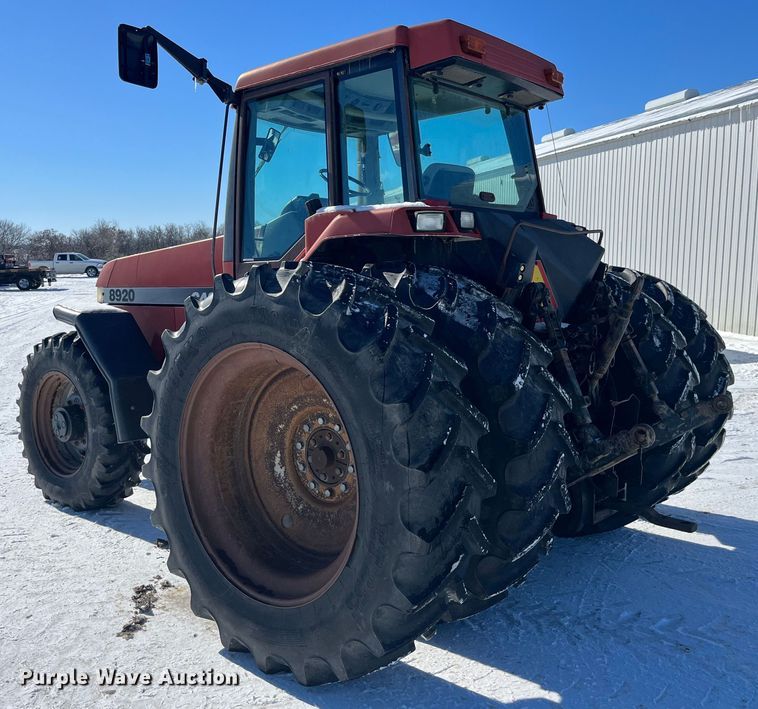 image for item MW9523 1997 Case IH 8920  MFWD tractor