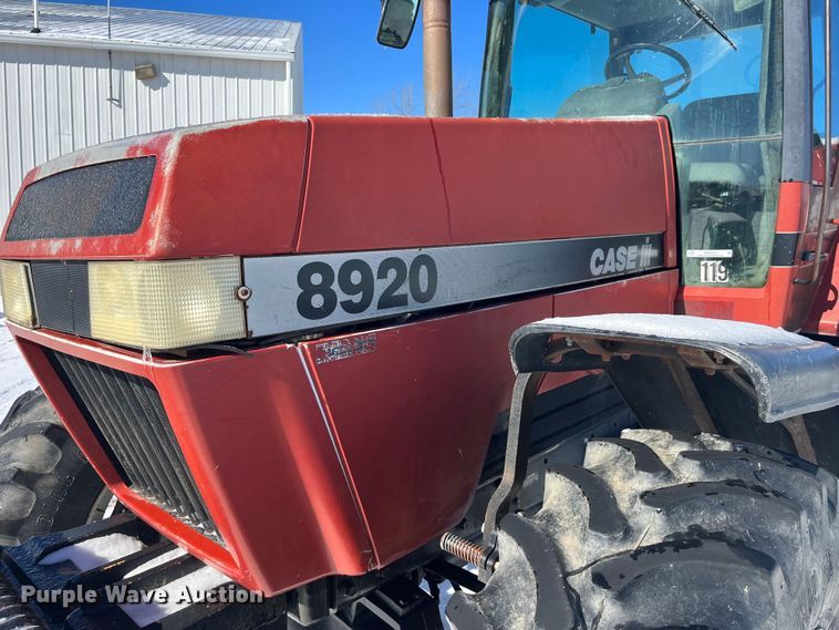 image for item MW9523 1997 Case IH 8920  MFWD tractor