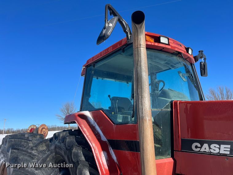 image for item MW9523 1997 Case IH 8920  MFWD tractor