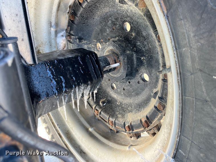 image for item MW9523 1997 Case IH 8920  MFWD tractor