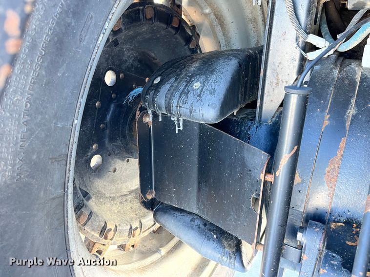 image for item MW9523 1997 Case IH 8920  MFWD tractor