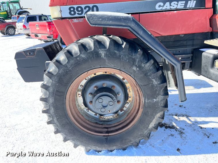 image for item MW9523 1997 Case IH 8920  MFWD tractor