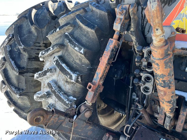 image for item MW9524 1997 Case IH 8920  MFWD tractor