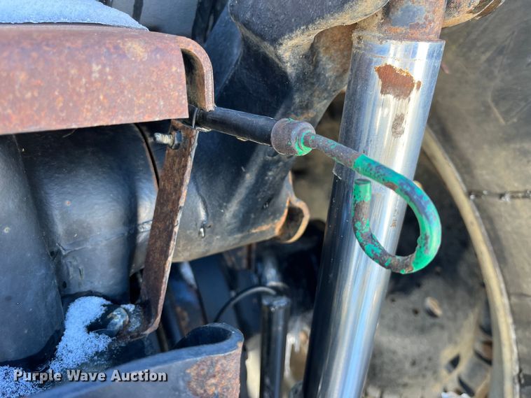 image for item MW9524 1997 Case IH 8920  MFWD tractor