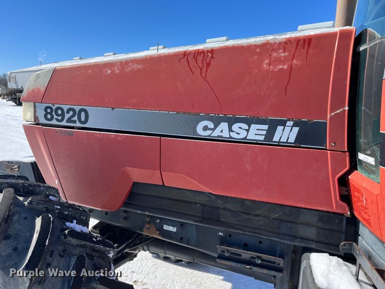 image for item MW9524 1997 Case IH 8920  MFWD tractor