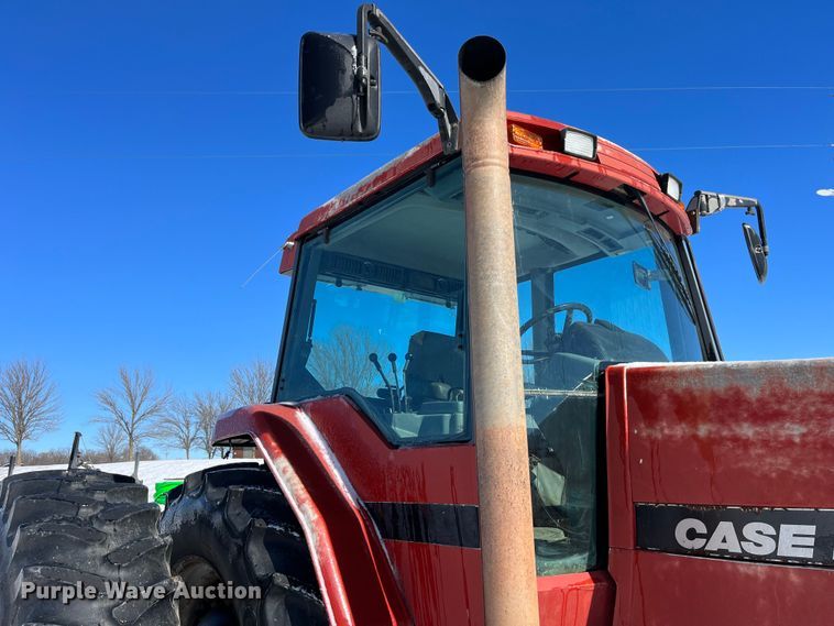 image for item MW9524 1997 Case IH 8920  MFWD tractor