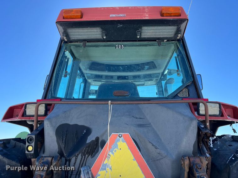 image for item MW9524 1997 Case IH 8920  MFWD tractor