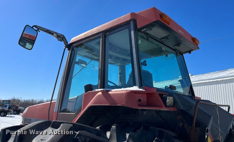 image for item MW9524 1997 Case IH 8920  MFWD tractor