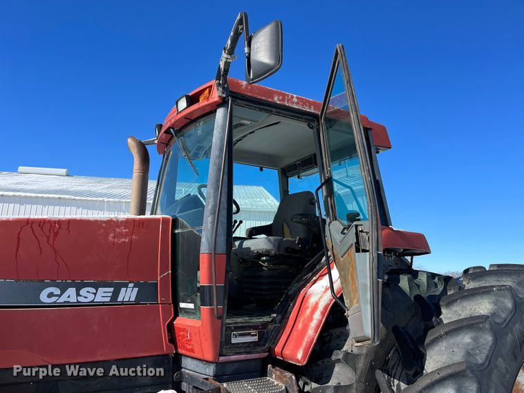 image for item MW9524 1997 Case IH 8920  MFWD tractor