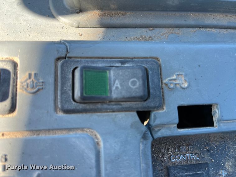 image for item MW9524 1997 Case IH 8920  MFWD tractor