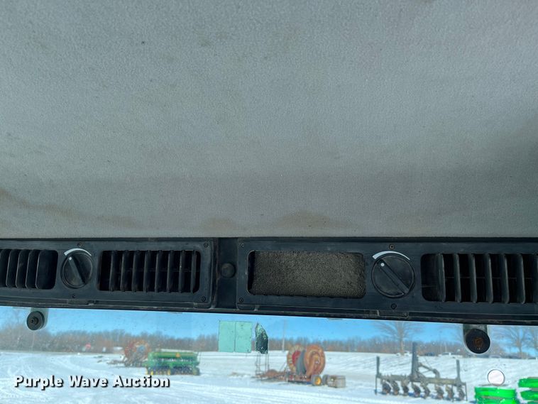 image for item MW9524 1997 Case IH 8920  MFWD tractor