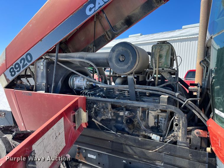 image for item MW9524 1997 Case IH 8920  MFWD tractor
